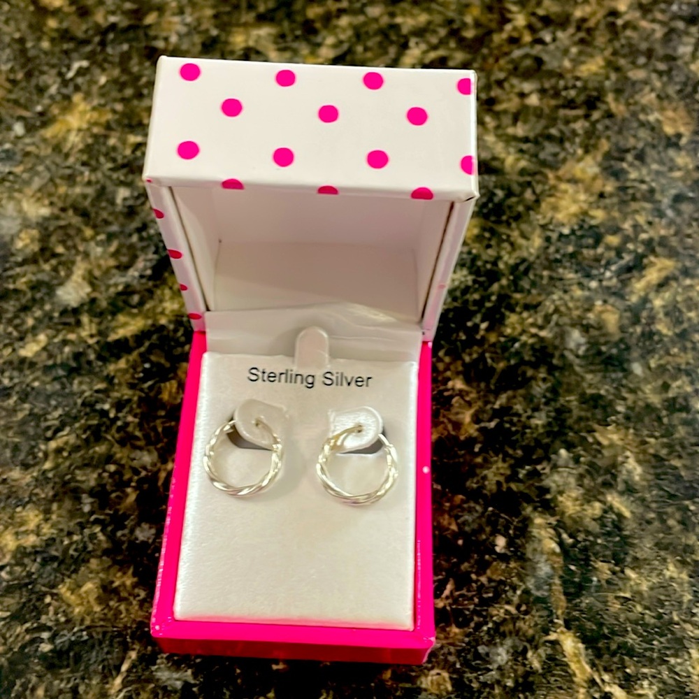 Small sterling silver hoops in gift box.